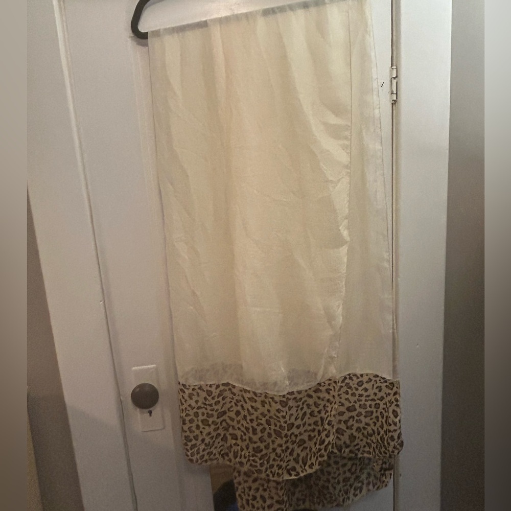 Long sheer scarf with animal print no tags